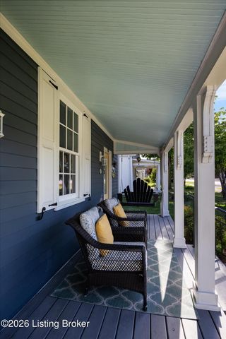 313 E Main St, La Grange, KY 40031