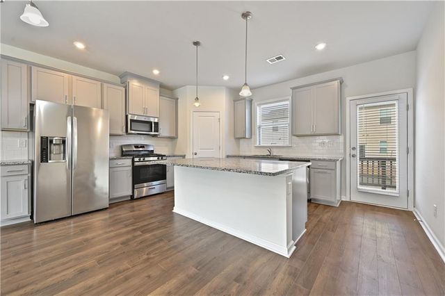 3798 Hidden Valley Circle, Lawrenceville, GA 30044