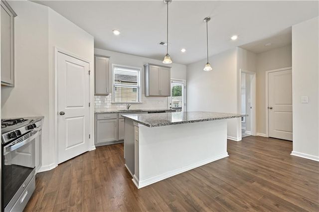 3798 Hidden Valley Circle, Lawrenceville, GA 30044