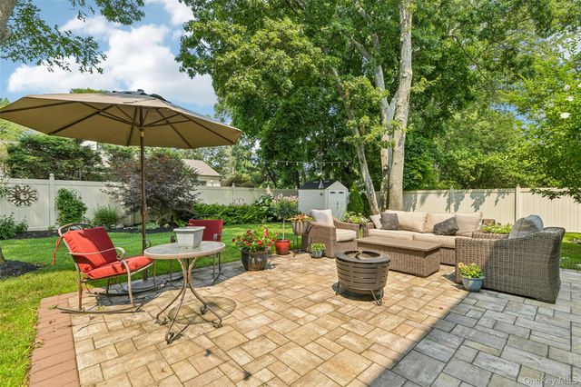 330 Harrison Avenue, Miller Place, NY 11764