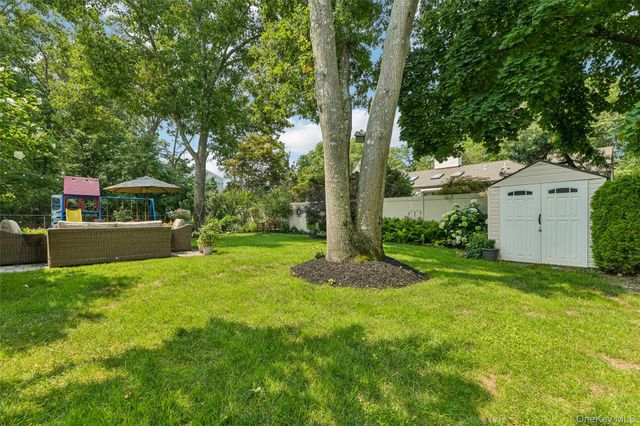 330 Harrison Avenue, Miller Place, NY 11764