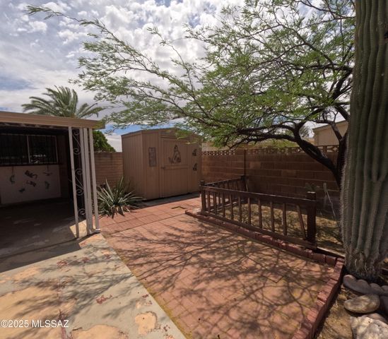 6509 E 39th Street, Tucson, AZ 85730