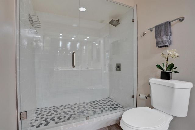 86 Las Brisas, Boynton Beach, FL 33426