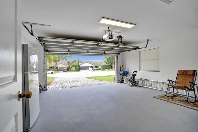 86 Las Brisas, Boynton Beach, FL 33426