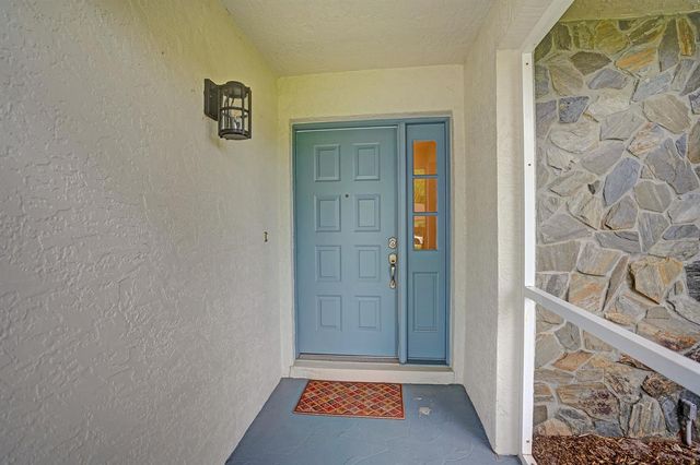 86 Las Brisas, Boynton Beach, FL 33426