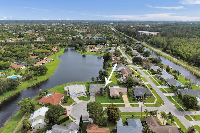 86 Las Brisas, Boynton Beach, FL 33426