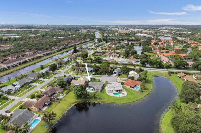 86 Las Brisas, Boynton Beach, FL 33426