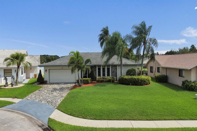 86 Las Brisas, Boynton Beach, FL 33426