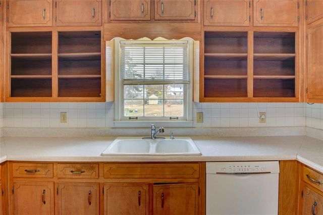 6007 TIMBER RIDGE Court, Stone Mountain, GA 30087