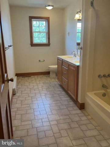 126 W WALNUT ST L-0001, Fredericksburg, PA 17026