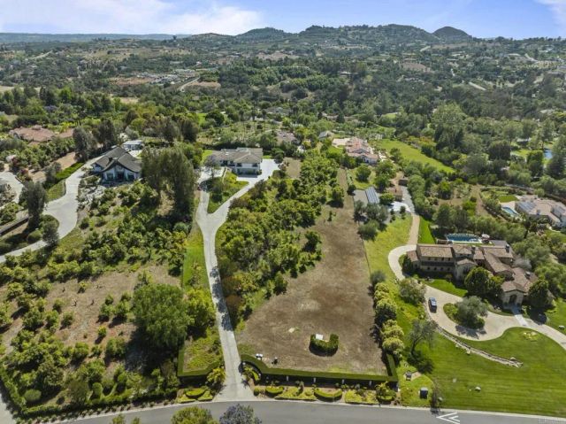 19 Gateview Drive, Fallbrook, CA 92028