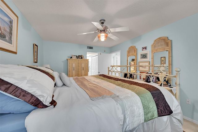 7553 Trent Drive 211, Fort Lauderdale, FL 33321