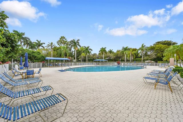 7553 Trent Drive 211, Fort Lauderdale, FL 33321