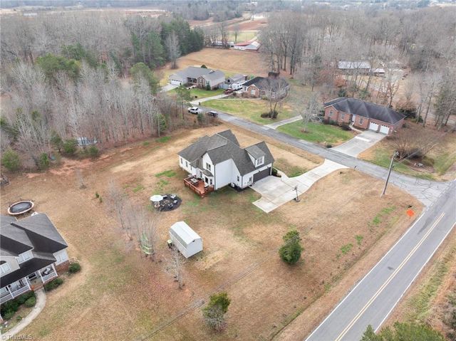 119 White Oak Court, Lexington, NC 27295