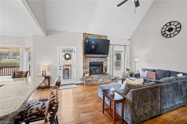 119 White Oak Court, Lexington, NC 27295