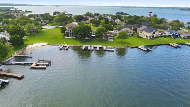 1609 Schooner Point, Willis, TX 77318