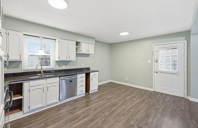 112 Raleigh Drive, Nicholasville, KY 40356