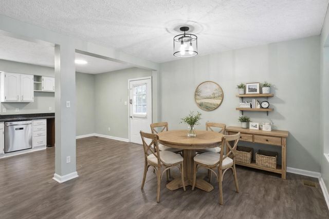 112 Raleigh Drive, Nicholasville, KY 40356