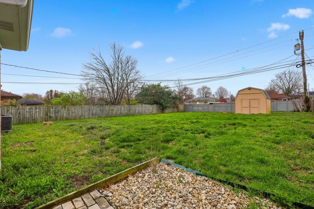 112 Raleigh Drive, Nicholasville, KY 40356