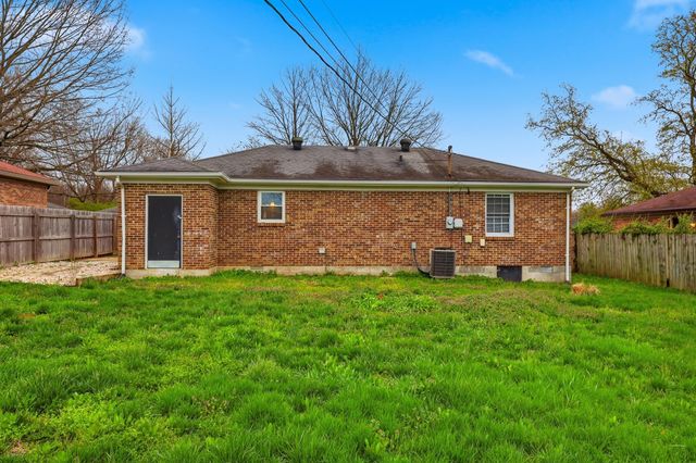112 Raleigh Drive, Nicholasville, KY 40356