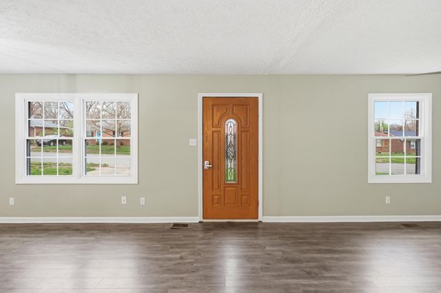 112 Raleigh Drive, Nicholasville, KY 40356