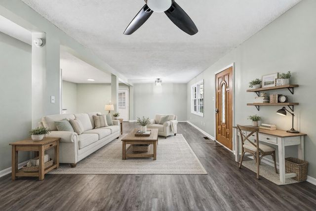 112 Raleigh Drive, Nicholasville, KY 40356