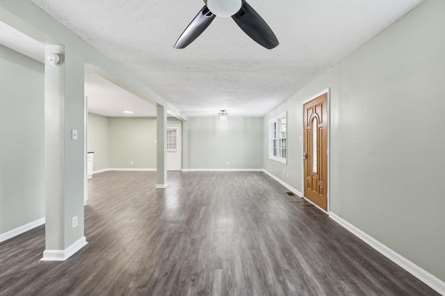 112 Raleigh Drive, Nicholasville, KY 40356