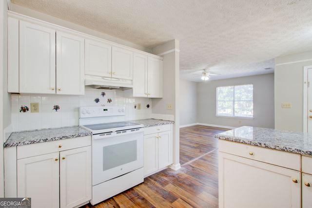 219 SCENIC Drive, Mcdonough, GA 30252