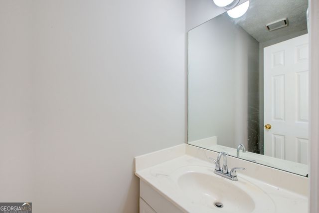 219 SCENIC Drive, Mcdonough, GA 30252