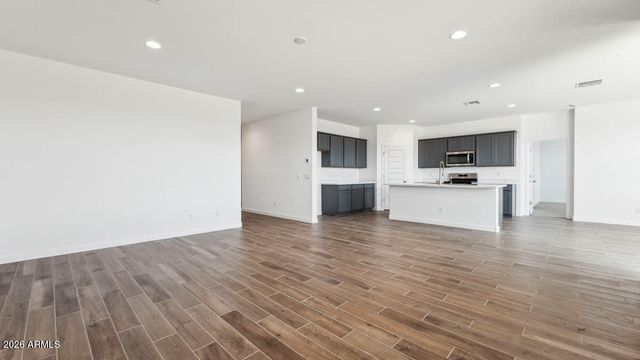 168 S BONIFACE Lane S, Casa Grande, AZ 85122