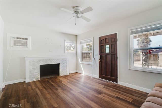 15096 Paddock Street, Sylmar, CA 91342