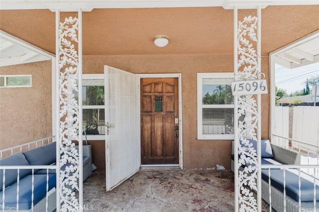 15096 Paddock Street, Sylmar, CA 91342