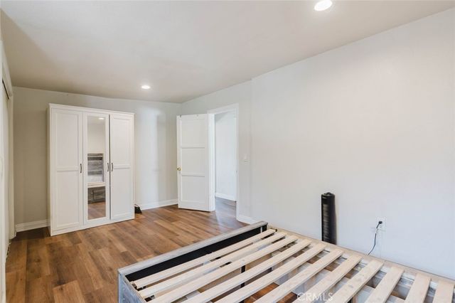 15096 Paddock Street, Sylmar, CA 91342