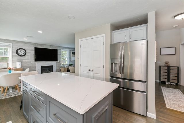 418 Beech St, Rockland, MA 02370