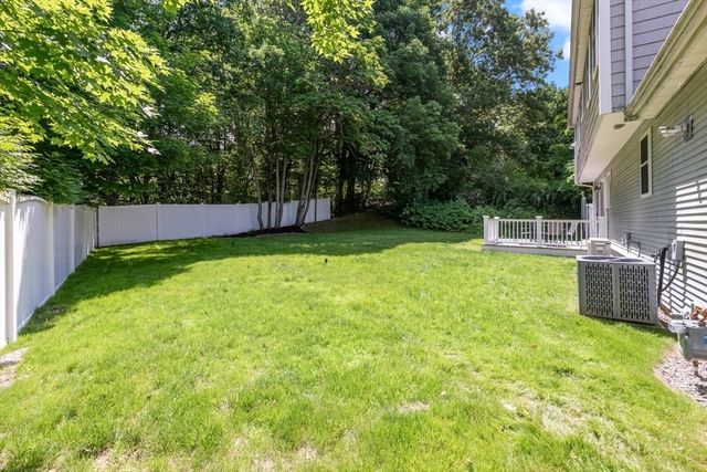 418 Beech St, Rockland, MA 02370