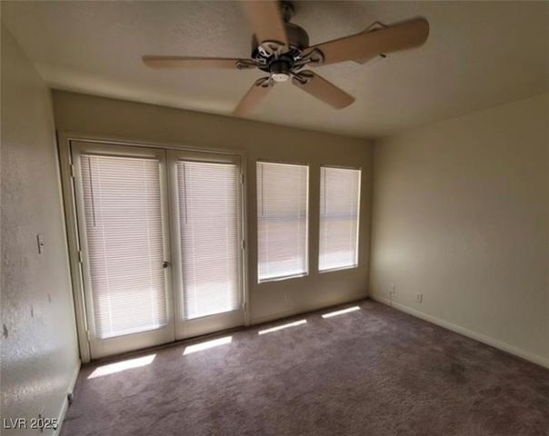 6902 Emerald Springs Lane, Las Vegas, NV 89113