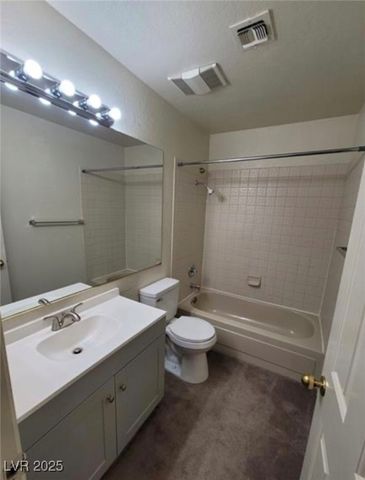 6902 Emerald Springs Lane, Las Vegas, NV 89113