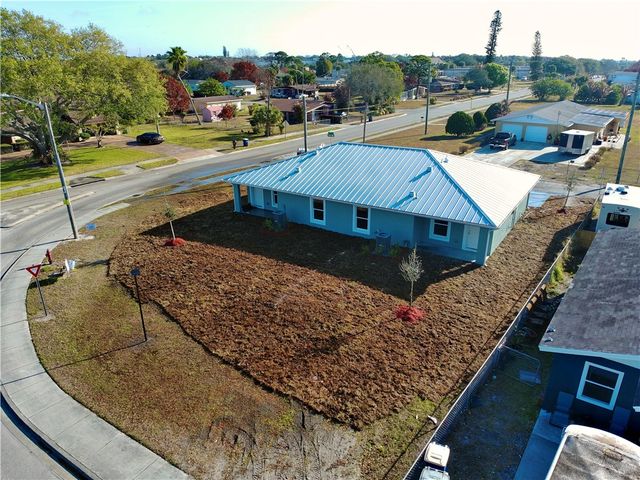 1795 N 16th Court, Fort Pierce, FL 34950