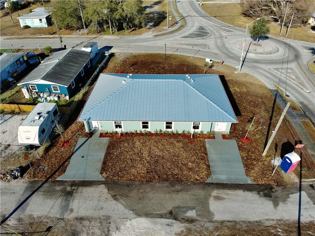 1795 N 16th Court, Fort Pierce, FL 34950