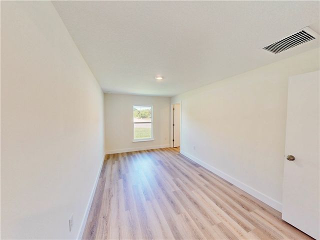 1795 N 16th Court, Fort Pierce, FL 34950