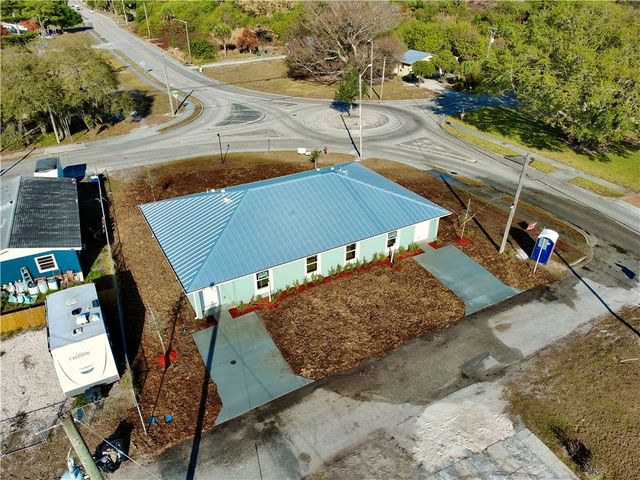 1795 N 16th Court, Fort Pierce, FL 34950