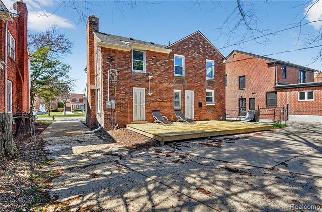9171 W Outer Drive, Detroit, MI 48219