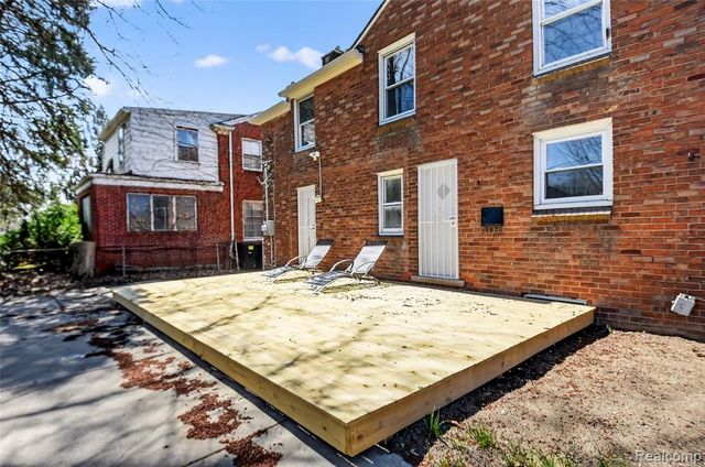 9171 W Outer Drive, Detroit, MI 48219