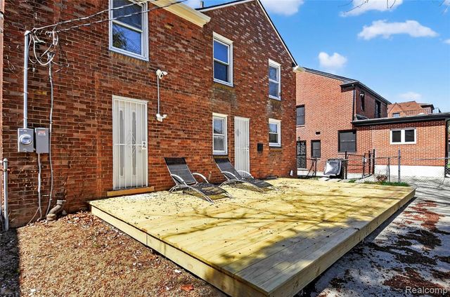9171 W Outer Drive, Detroit, MI 48219