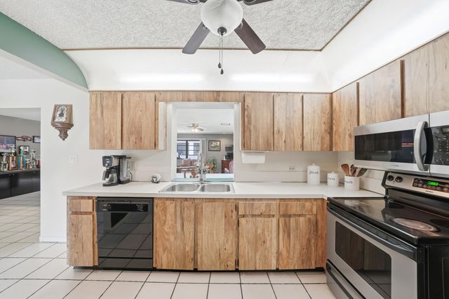 4841 SW 201st Terrace, Southwest Ranches, FL 33332