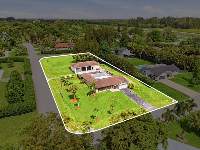 4841 SW 201st Terrace, Southwest Ranches, FL 33332