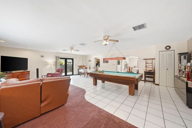 4841 SW 201st Terrace, Southwest Ranches, FL 33332