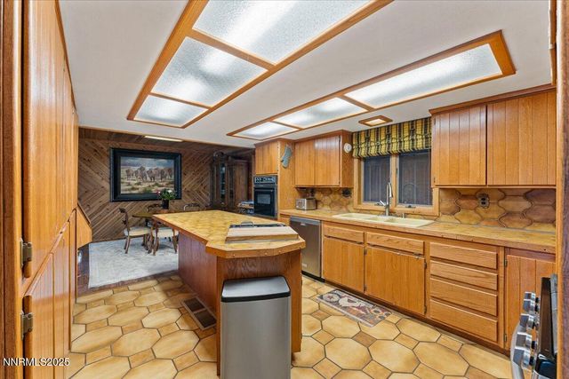 16400 Logan Meadow Lane, Reno, NV 89511