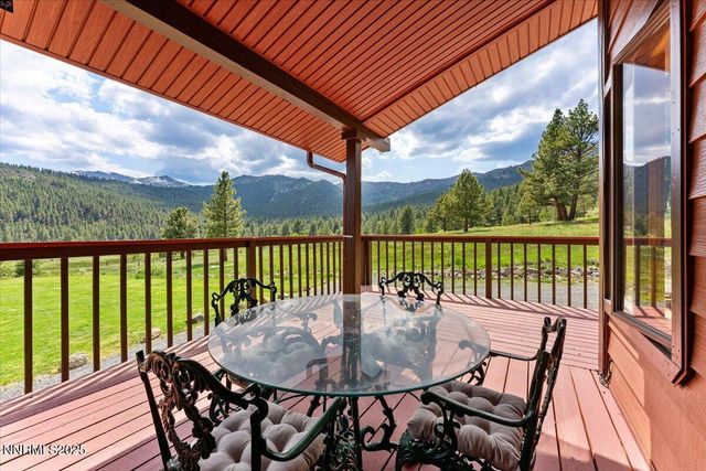 16400 Logan Meadow Lane, Reno, NV 89511