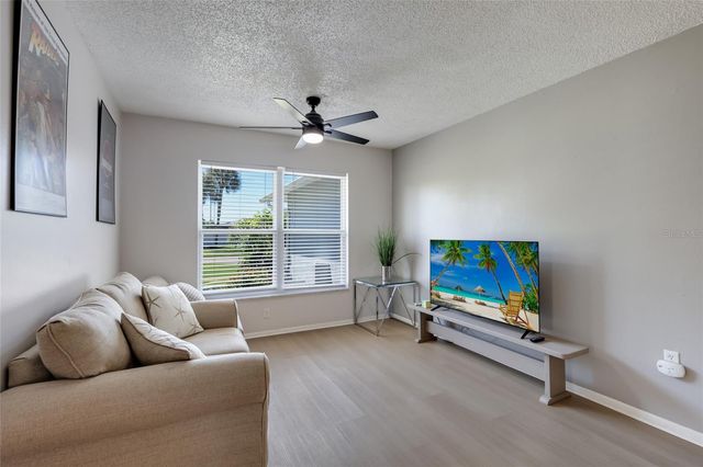 6910 18TH AVENUE W, Bradenton, FL 34209